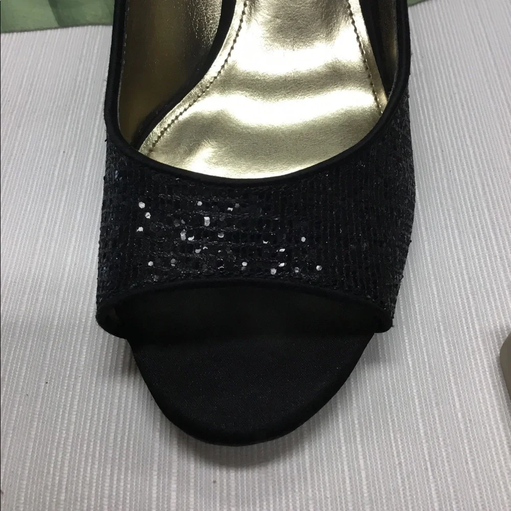 Touch Of Nina With Black Crystals - Picture 2 of 8